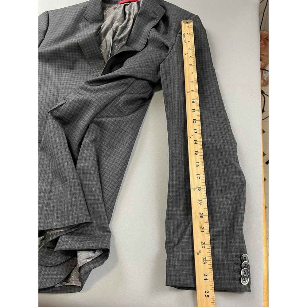 Hugo Boss Mens Blazer 44L Gray Plaid 100% Wool Sport Coat Evening Wedding Easter